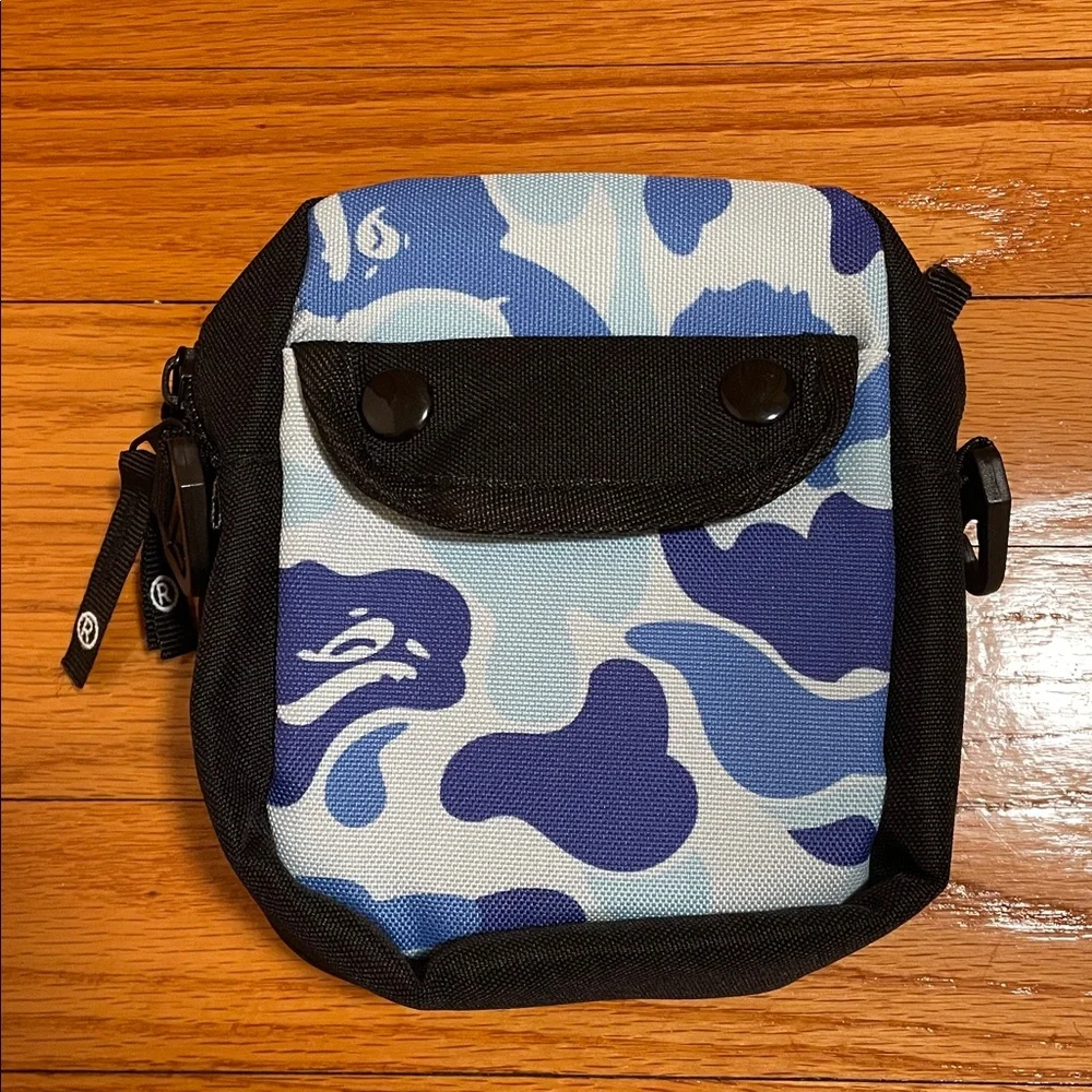 BAPE Blue ABC Camo Small Shoulder Bag Unisex (Brand New) - Picture 11 of 14